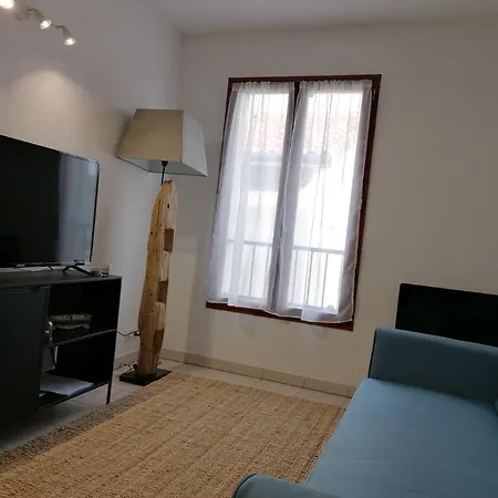Grisolles - Confortable T2, Coeur De Village, 5min Canal Du Midi & Gare Apartamento
